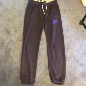 Nike joggers
